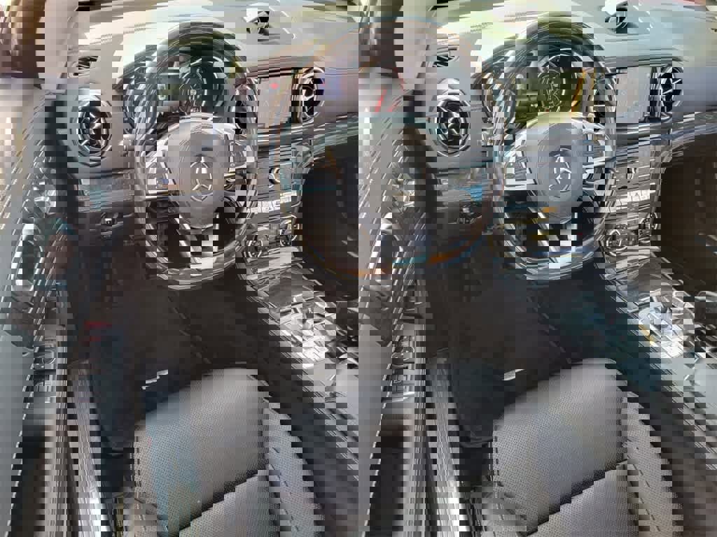 Used 2017 Mercedes-Benz SL 450 image 12