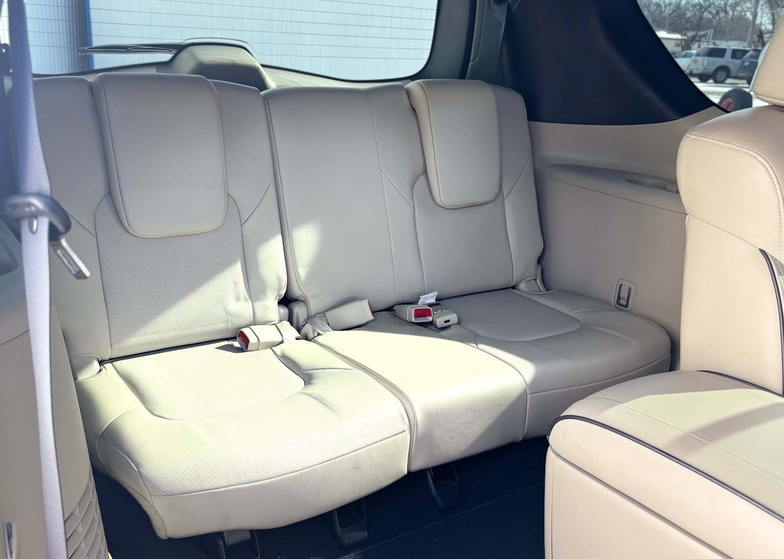 Used 2022 INFINITI QX80 Sensory w/ Cargo Package image 31