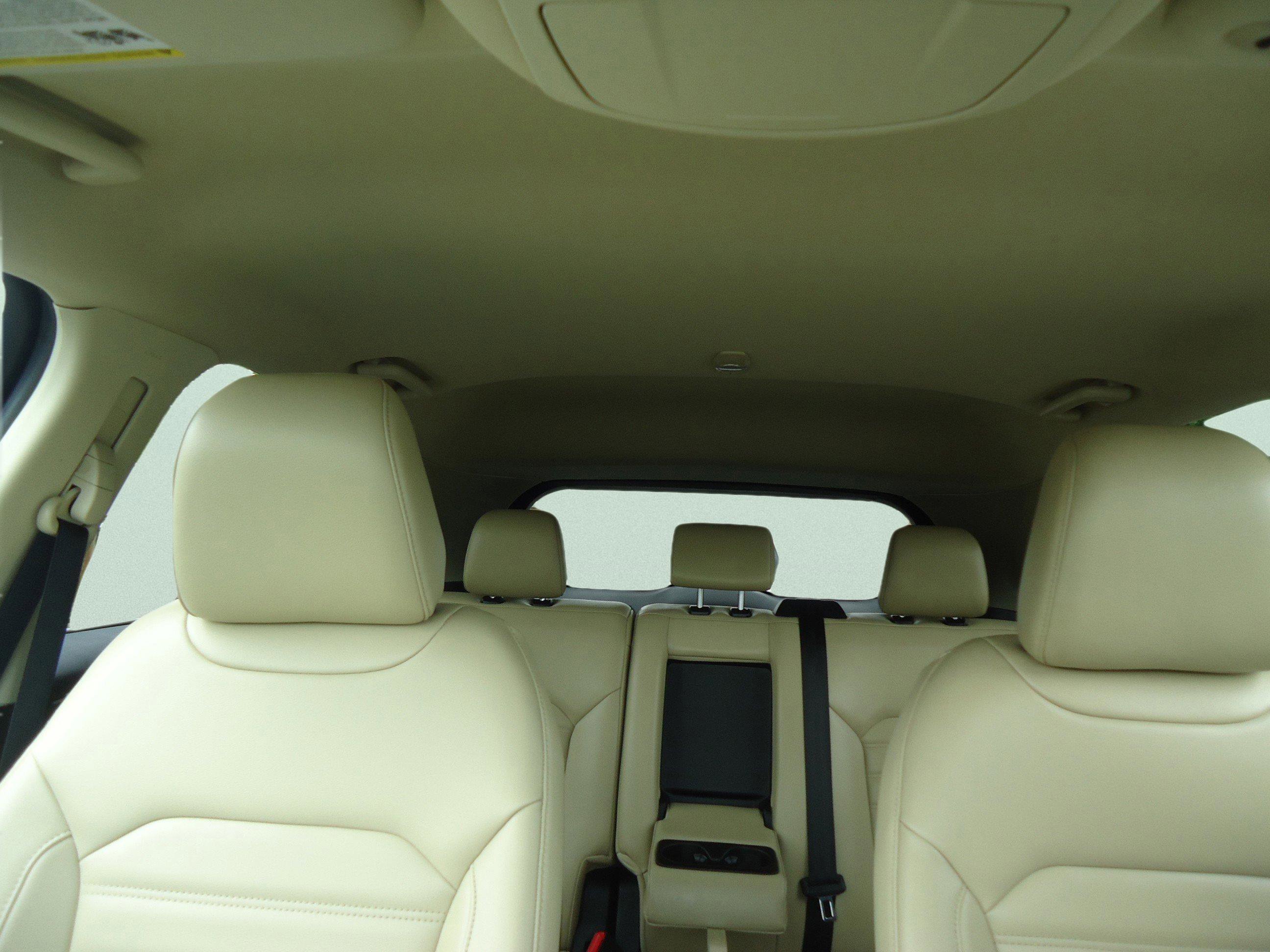 Used 2020 Ford Edge SEL w/ Convenience Package AWD/4WD image 30