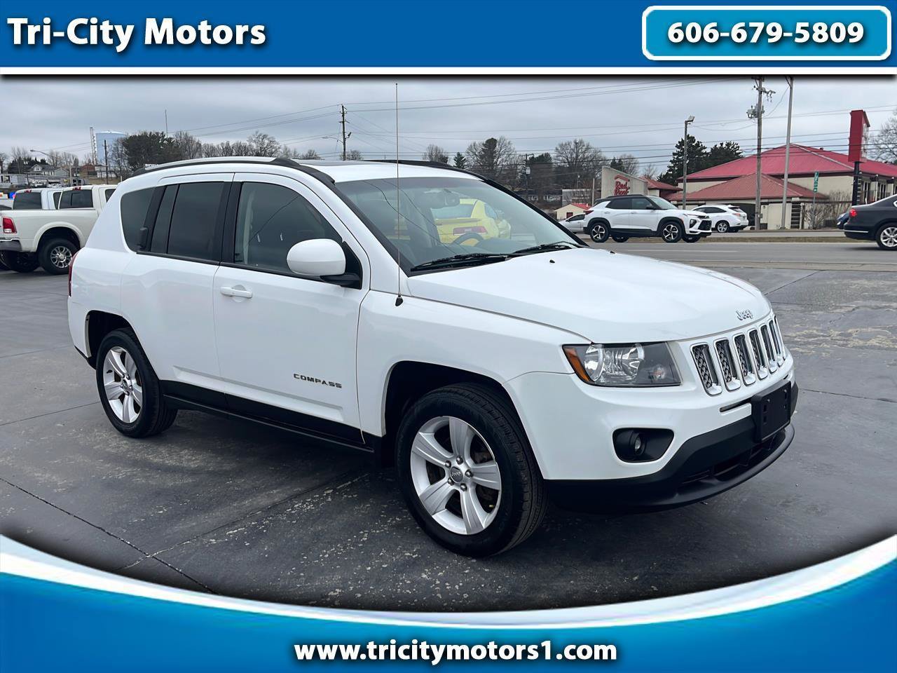 Used 2014 Jeep Compass Latitude w/ Sun/Sound Group AWD/4WD image 1