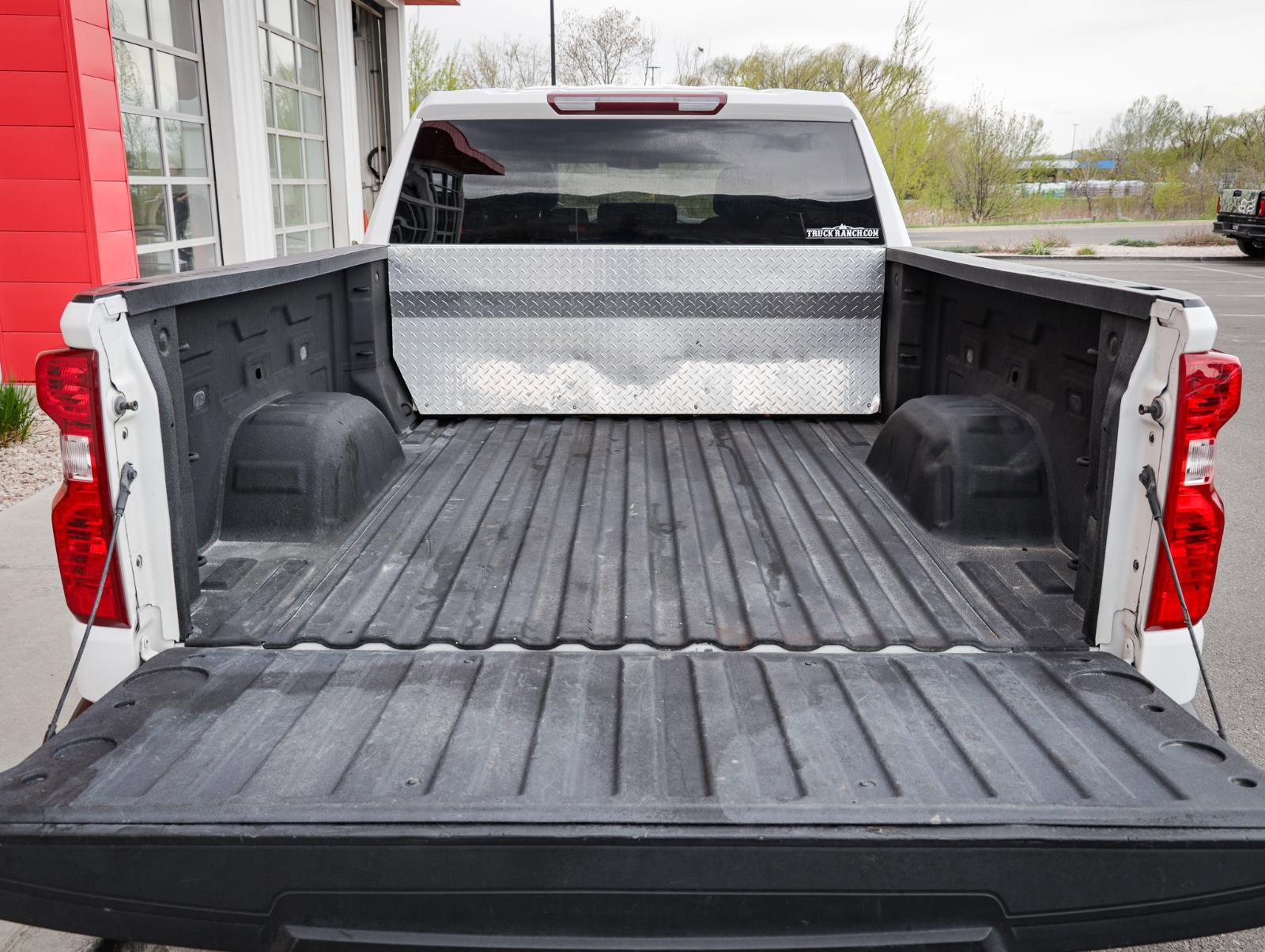Used 2021 Chevrolet Silverado 1500 LT w/ Bed Protection Package image 6