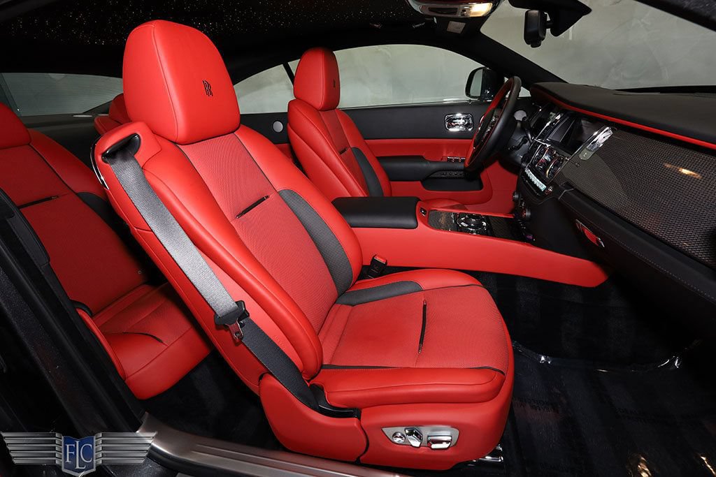Used 2019 Rolls-Royce Wraith RWD image 20