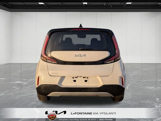 Used 2024 Kia Soul LX w/ Option Group 015 image 4