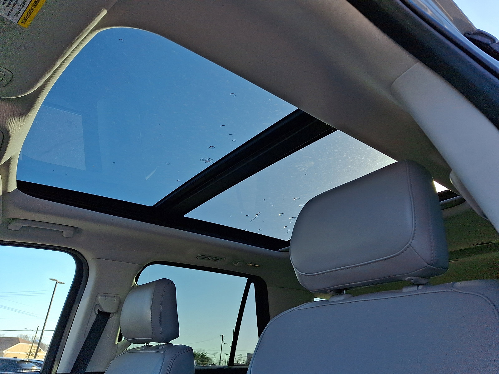 Used 2025 Ford Expedition Active image 16