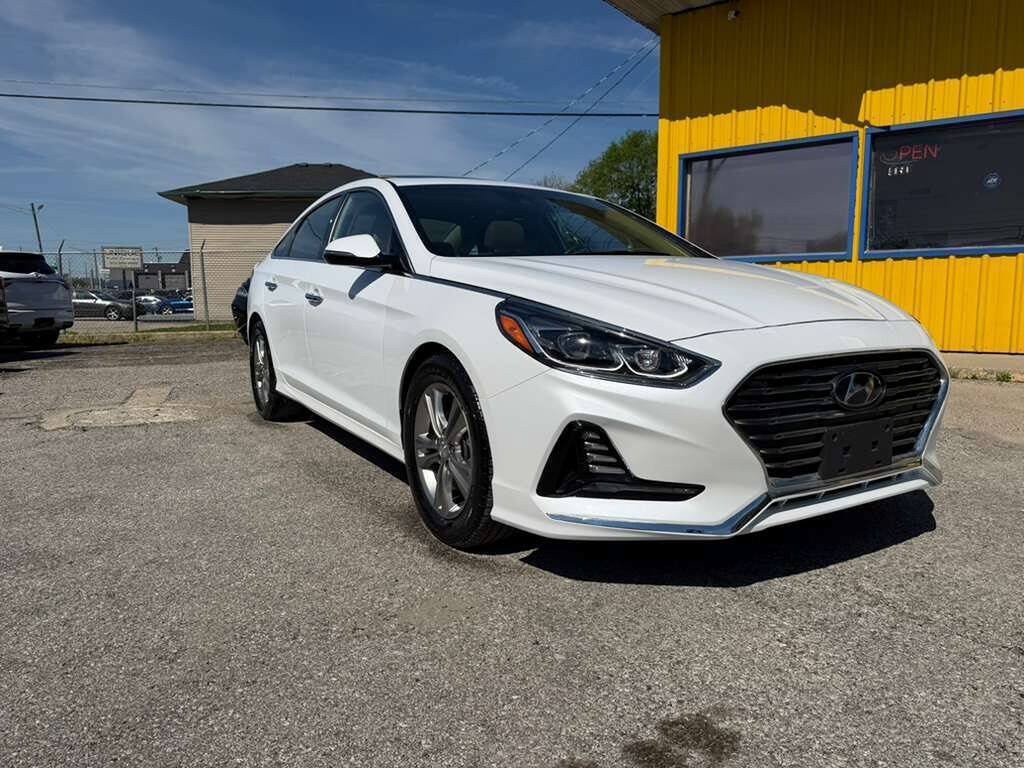 Used 2018 Hyundai Sonata Limited w/ Limited Ultimate Package 03 FWD image 3