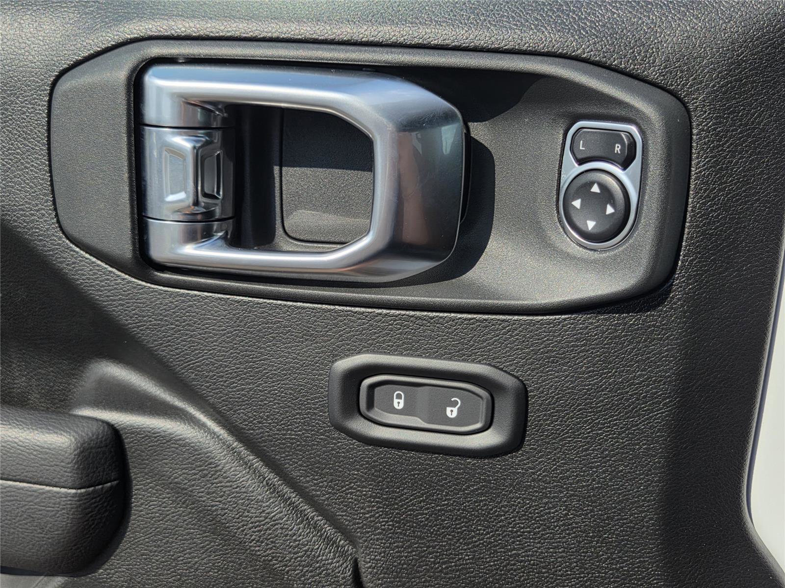 New 2026 Jeep Wrangler Unlimited Rubicon image 21