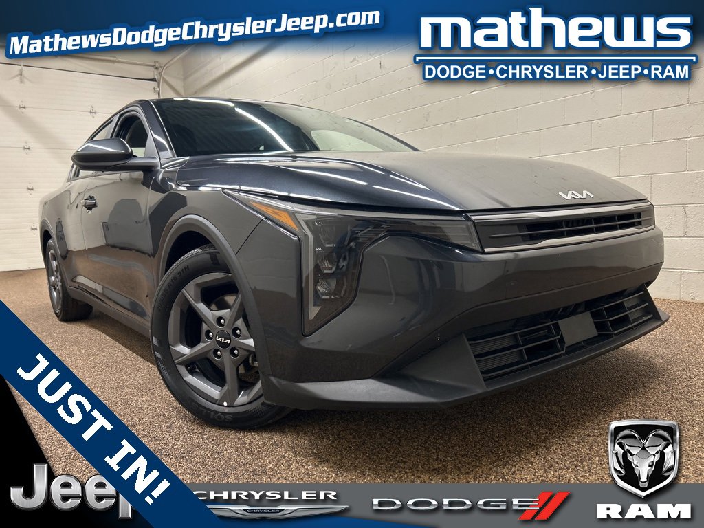 Used 2025 Kia K4 LXS video 1