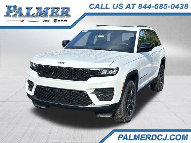 New 2025 Jeep Grand Cherokee Altitude image 1