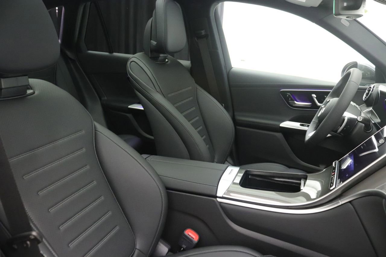 New 2026 Mercedes-Benz GLC 300 image 9