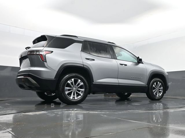 Used 2025 Chevrolet Equinox LT w/ Convenience Package II image 27