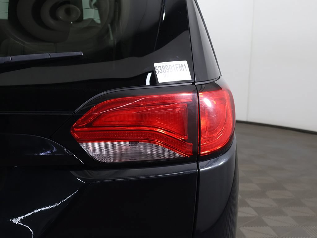 Used 2021 Chrysler Voyager Lxi FWD image 13