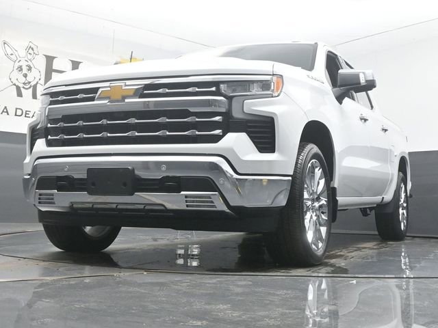 Used 2023 Chevrolet Silverado 1500 LTZ w/ LTZ Convenience Package II image 4