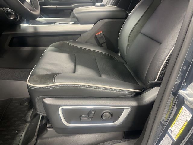 New 2026 RAM 1500 Laramie w/ Night Edition image 8