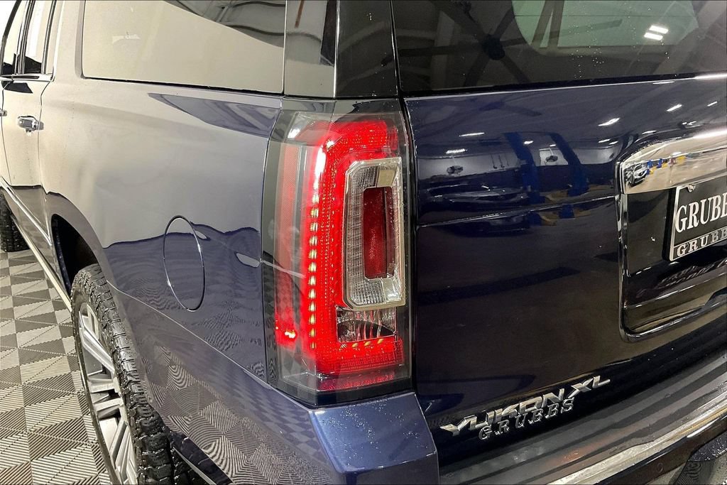 Used 2019 GMC Yukon XL Denali w/ Denali Ultimate Package AWD/4WD image 41