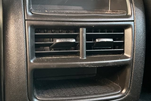 Used 2023 Cadillac XT5 Luxury FWD image 15