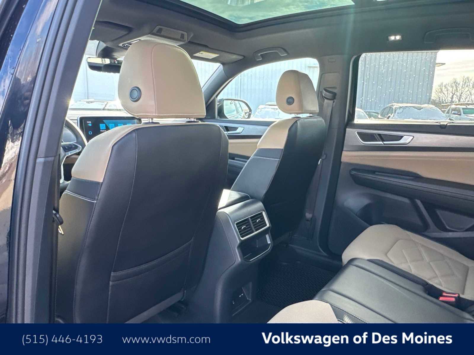 Used 2025 Volkswagen Atlas Cross Sport SE image 13