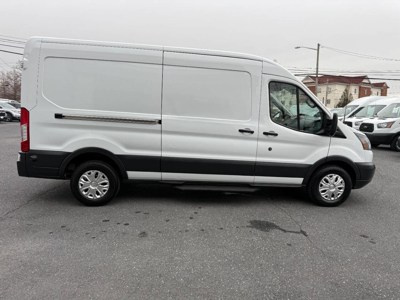 Used 2018 Ford Transit 350 148 Medium Roof RWD image 37