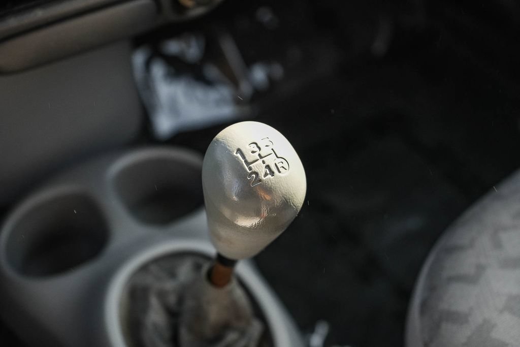 Used 2000 Toyota Echo Coupe FWD image 15