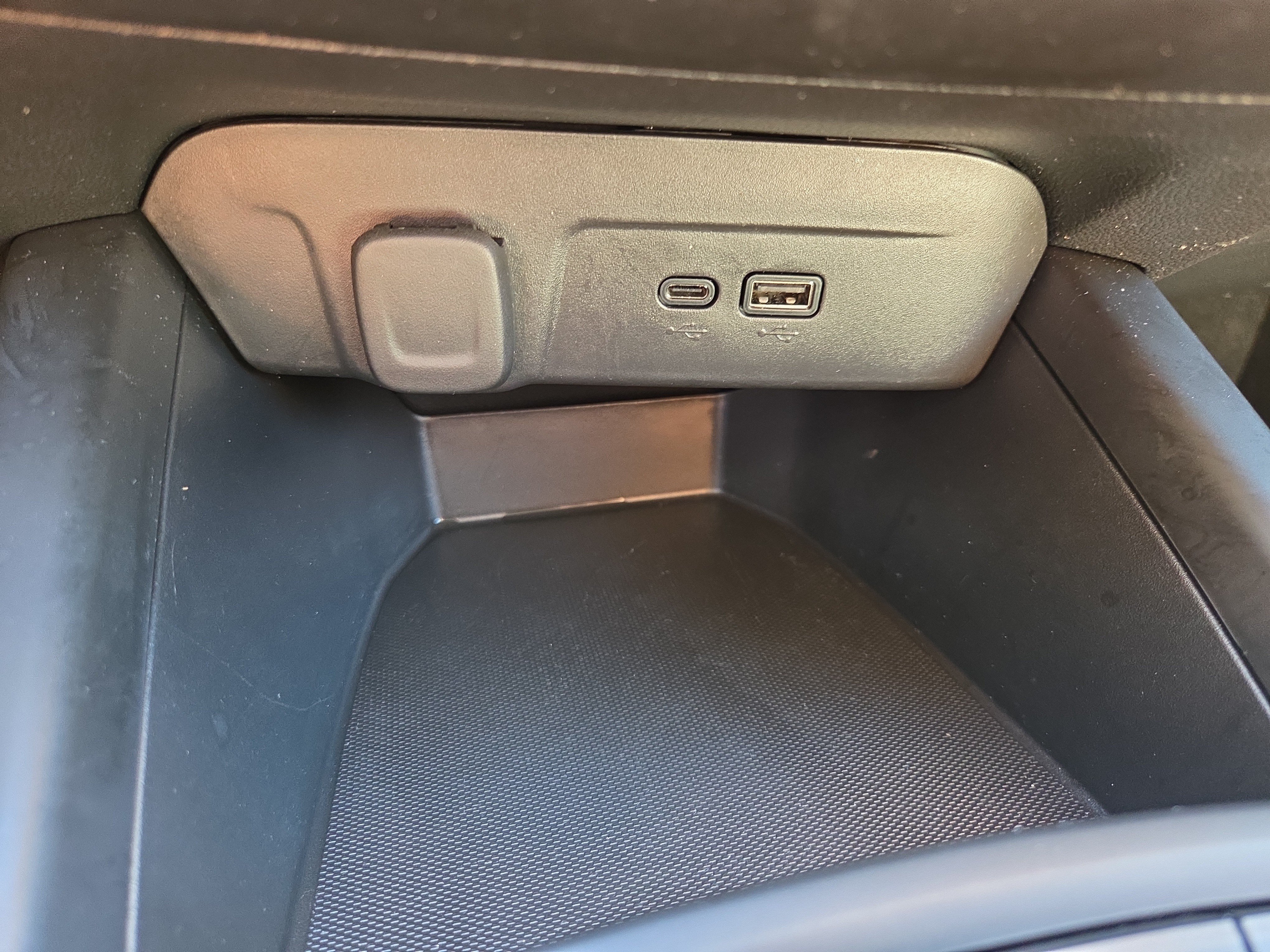 Used 2026 Chevrolet Trax LS FWD image 16