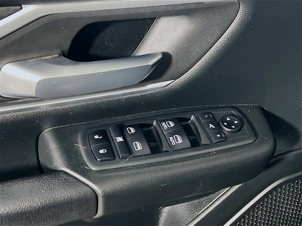 Used 2020 RAM 1500 Big Horn image 17