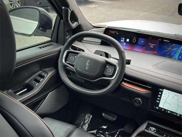 New 2025 Lincoln Navigator Black Label image 33