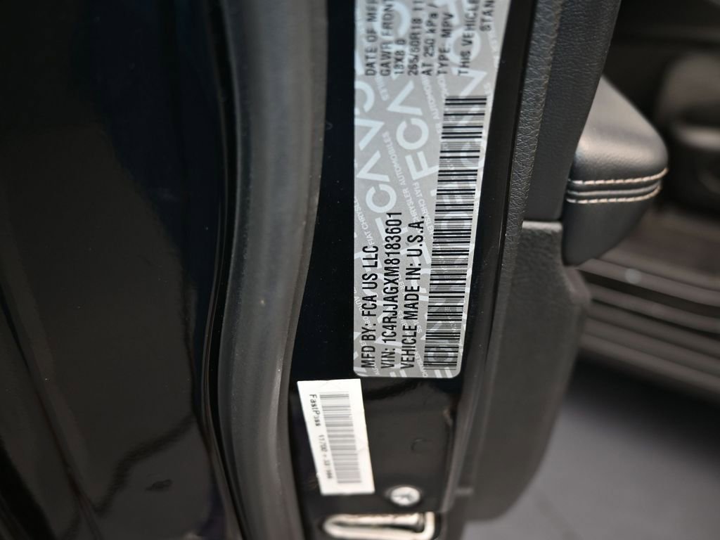 Used 2021 Jeep Grand Cherokee L Laredo w/ Luxury Tech Group I image 17