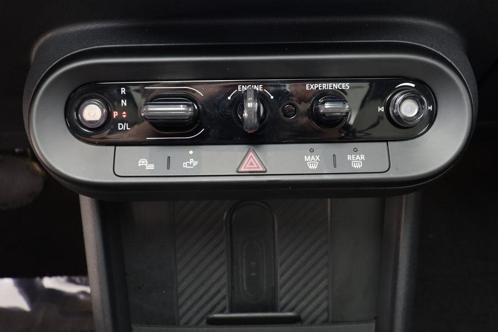 Certified 2026 MINI Cooper 2-Door Hardtop FWD image 11
