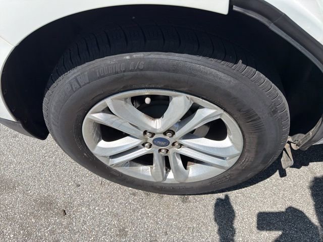 Used 2020 Ford Edge SEL w/ Convenience Package FWD image 16