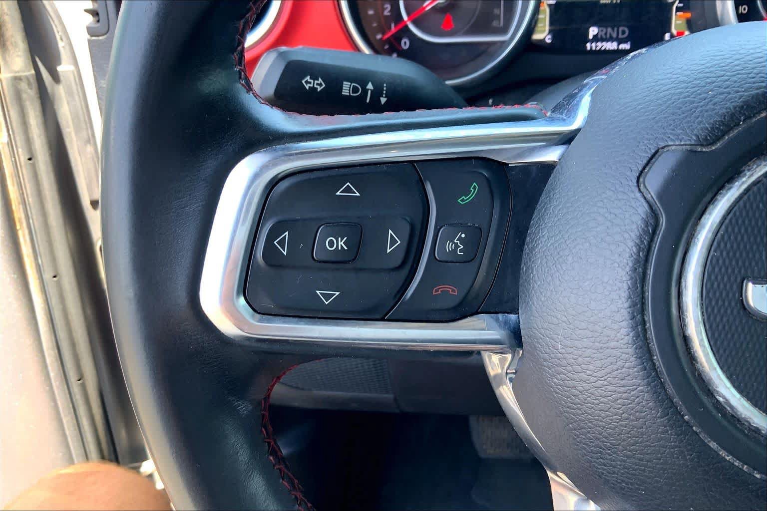 Used 2018 Jeep Wrangler Unlimited Rubicon AWD/4WD image 24
