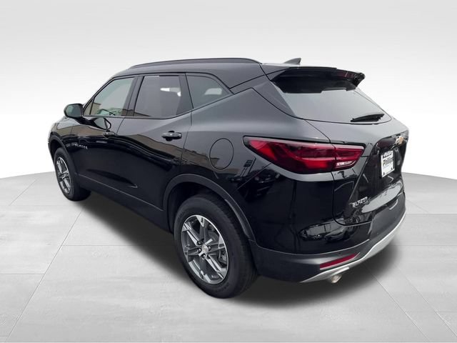 Certified 2024 Chevrolet Blazer LT w/ Convenience Package FWD image 4