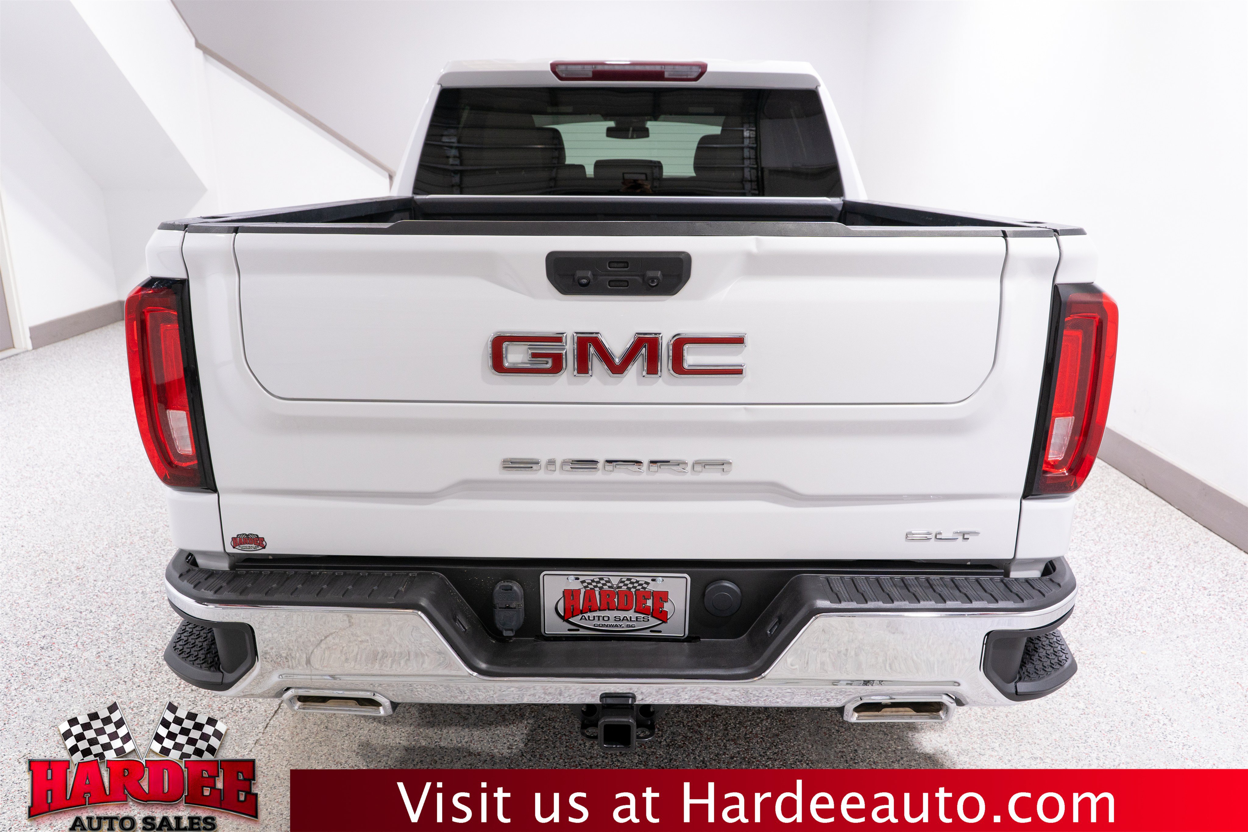 Used 2023 GMC Sierra 1500 SLT w/ SLT Premium Package AWD/4WD image 4