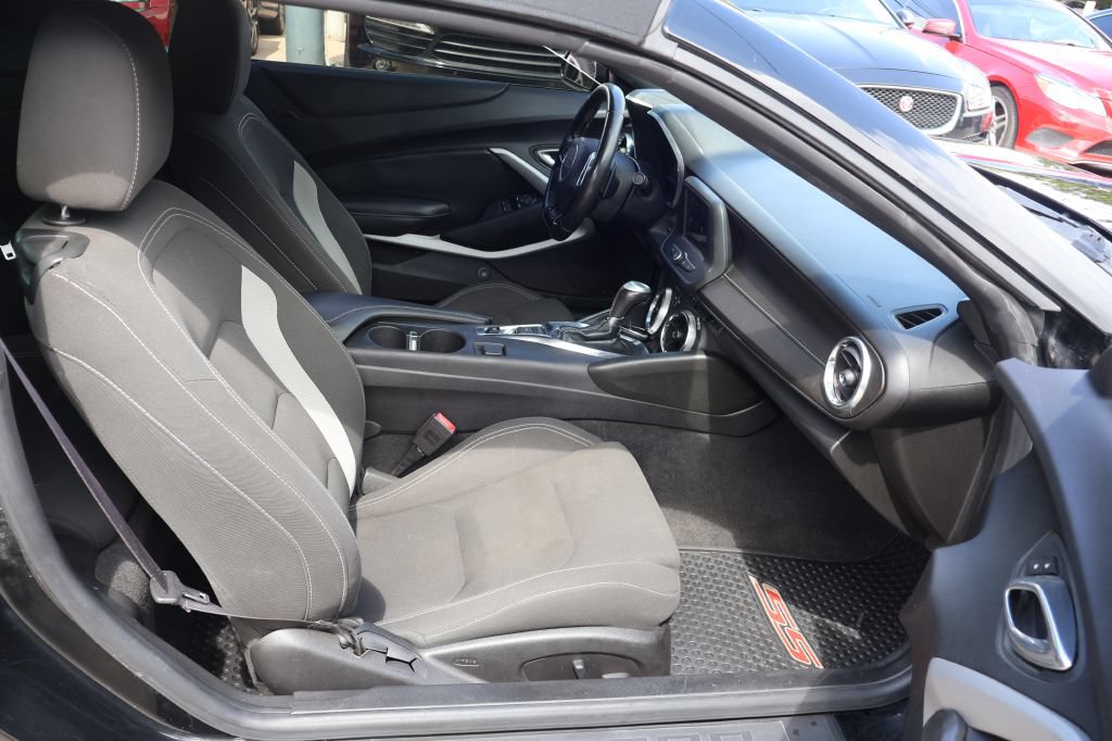 Used 2019 Chevrolet Camaro LT RWD image 36