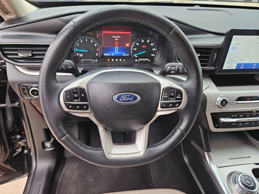 Used 2024 Ford Explorer XLT w/ Equipment Group 202A image 18