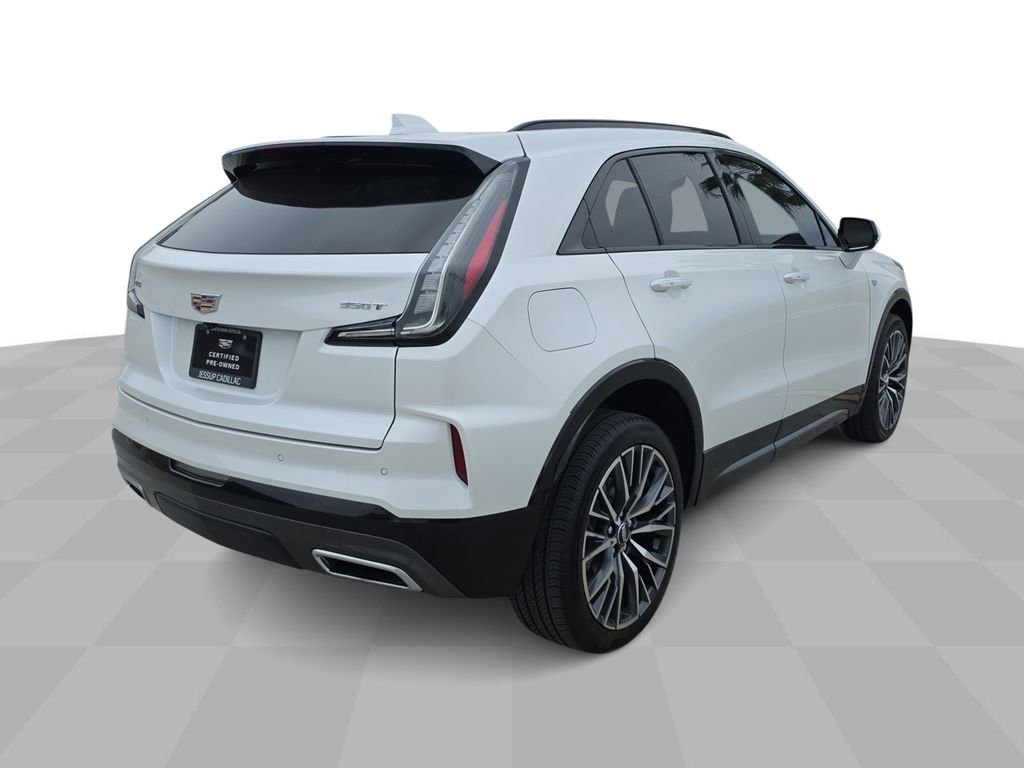 Used 2024 Cadillac XT4 Sport image 8