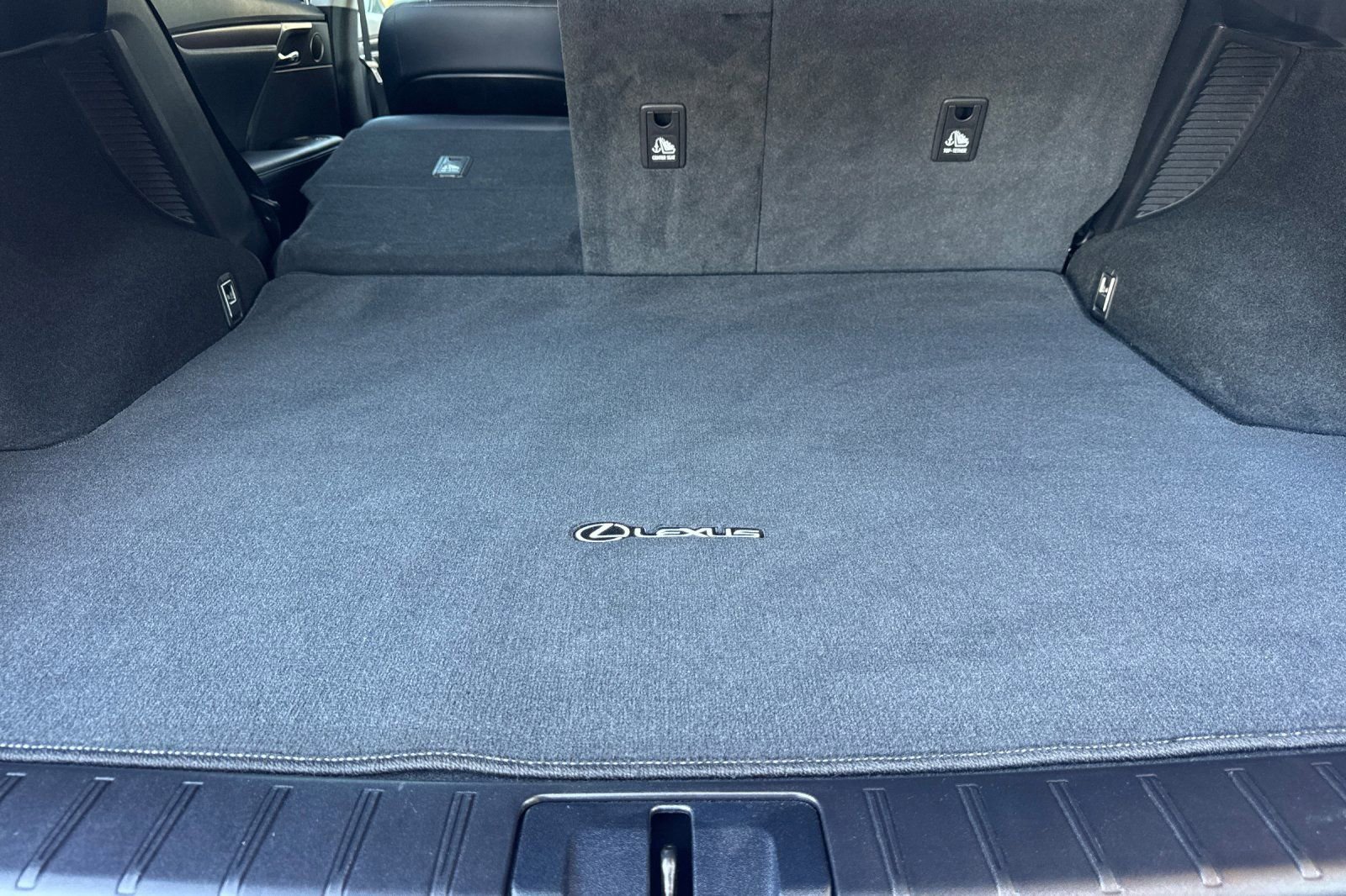 Certified 2021 Lexus RX 450h AWD w/ Premium Package image 18