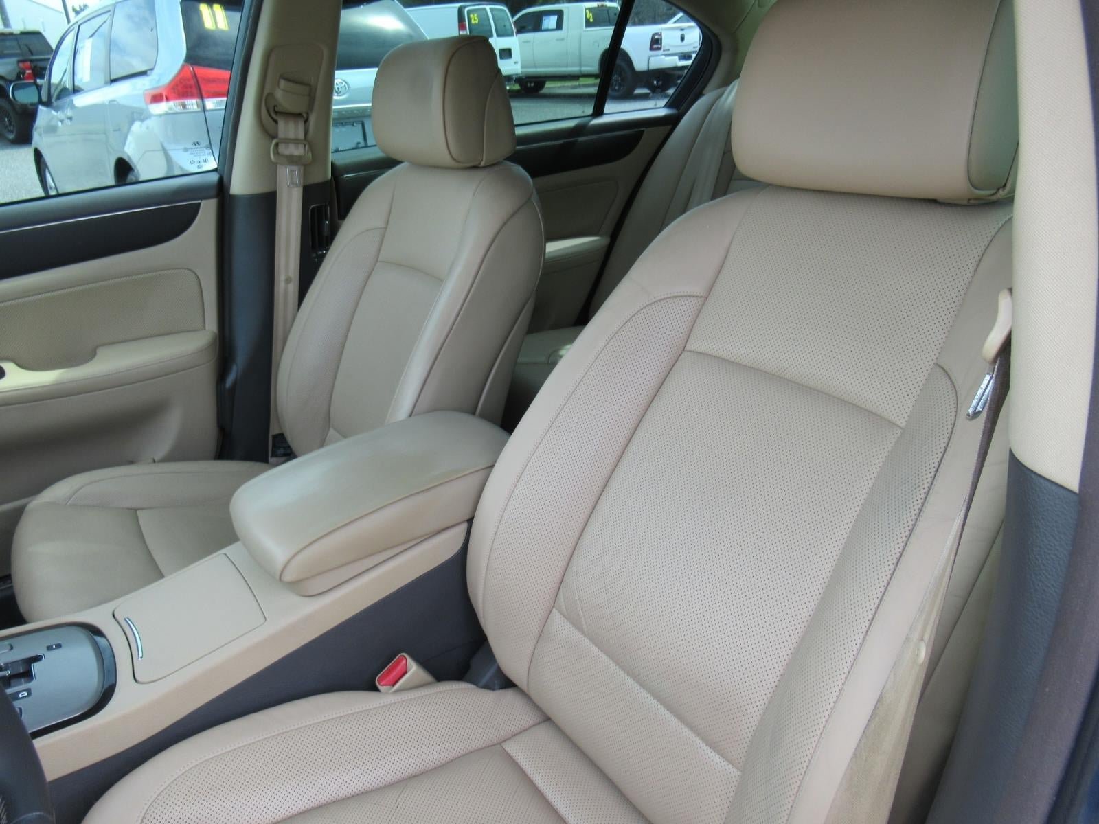 Used 2010 Hyundai Genesis 3.8 w/ Premium Pkg 2 RWD image 17