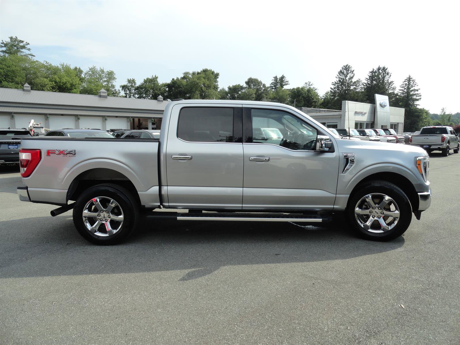 Used 2022 Ford F150 Lariat AWD/4WD image 4