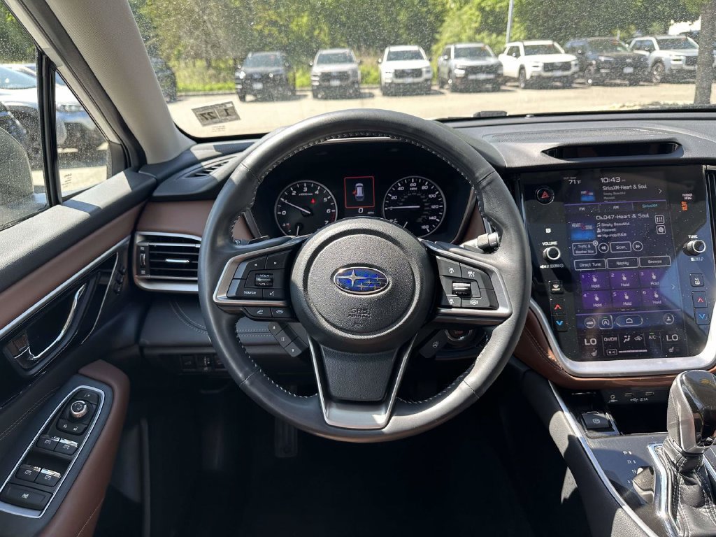 Used 2022 Subaru Outback Touring AWD/4WD image 10
