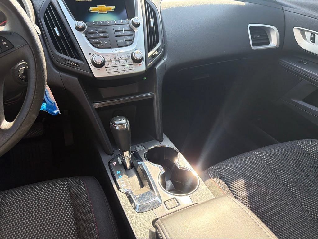 Used 2017 Chevrolet Equinox LS FWD image 15