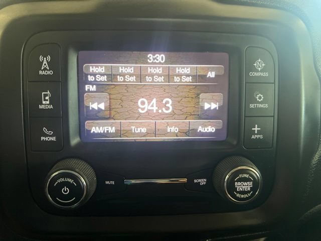 Used 2020 Jeep Renegade Sport w/ Sport Appearance Group AWD/4WD image 20
