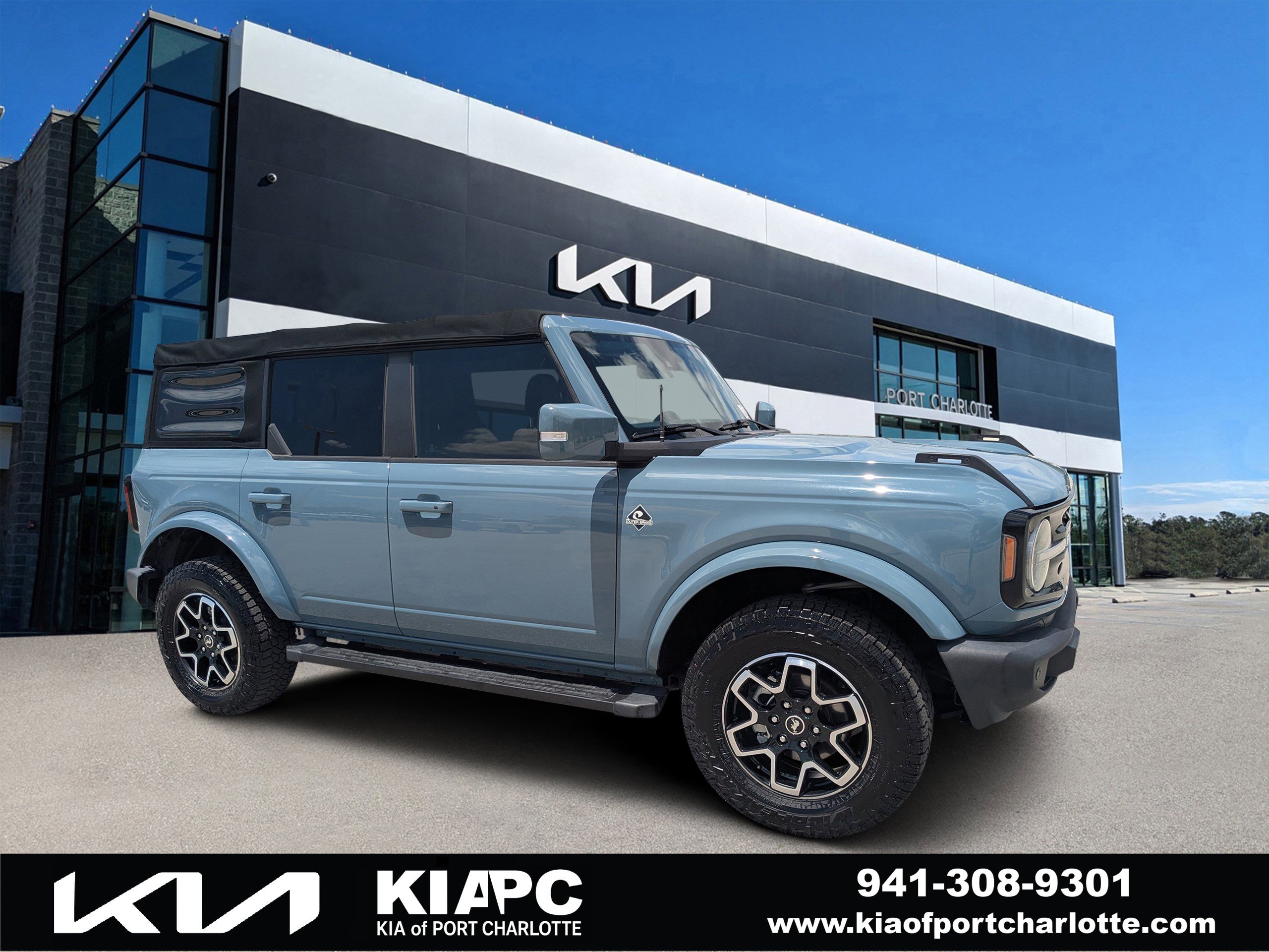 Used 2021 Ford Bronco Outer Banks AWD/4WD image 1