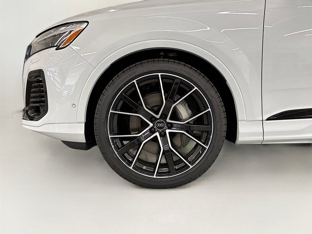 New 2025 Audi Q7 3.0T Premium Plus AWD/4WD image 23