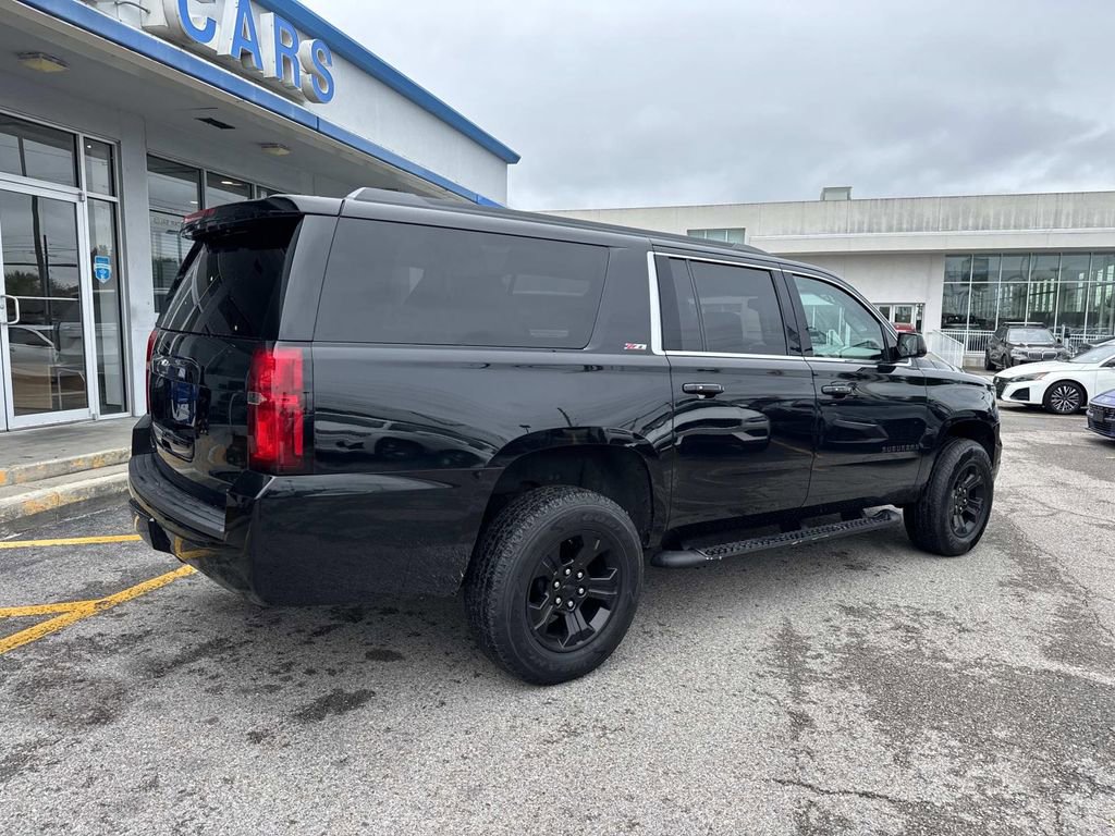 Used 2018 Chevrolet Suburban LT AWD/4WD image 8