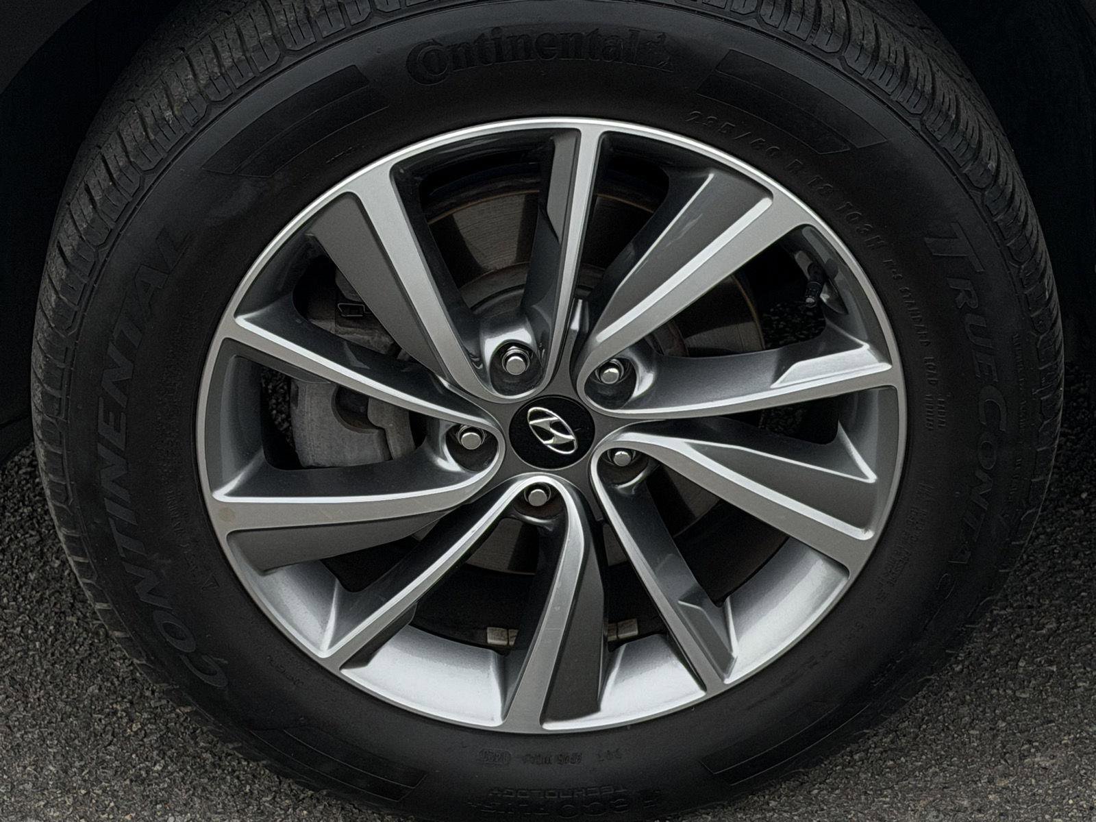 Used 2020 Hyundai Santa Fe SEL w/ Convenience + Premium Package image 6