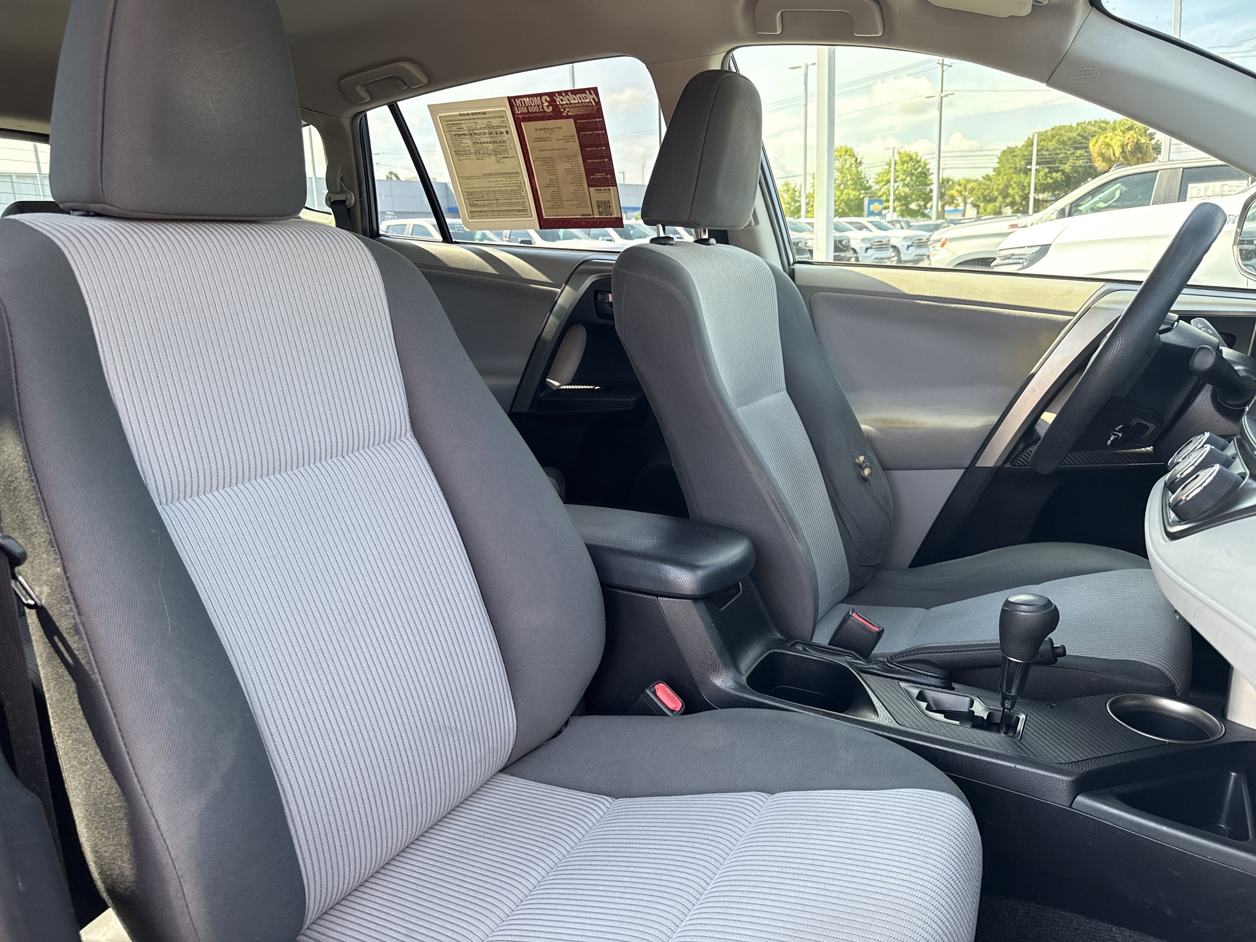 Used 2013 Toyota RAV4 LE FWD image 31