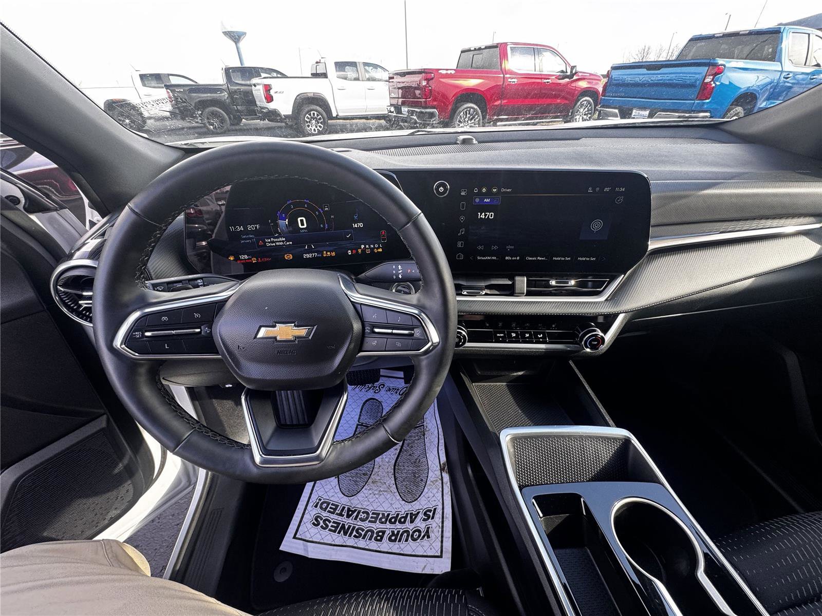 Used 2025 Chevrolet Equinox LT FWD image 13