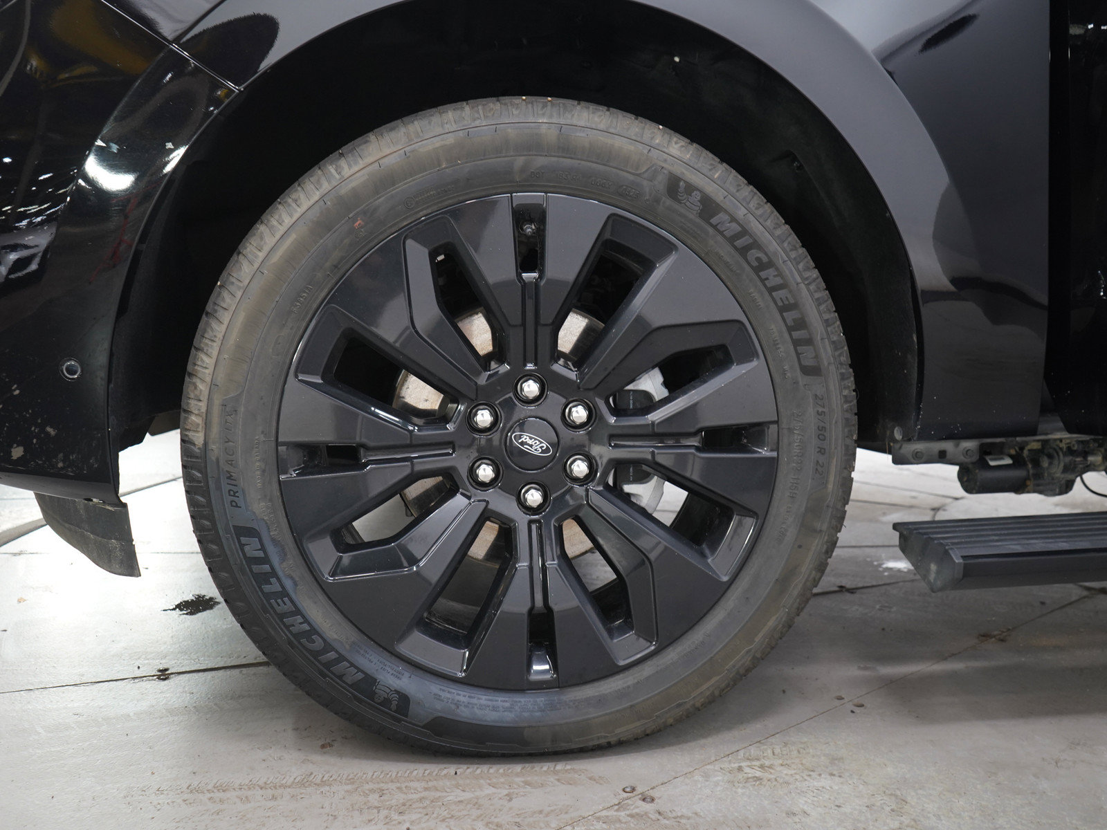 Used 2025 Ford Expedition Max Platinum w/ Stealth Appearance Package AWD/4WD image 34