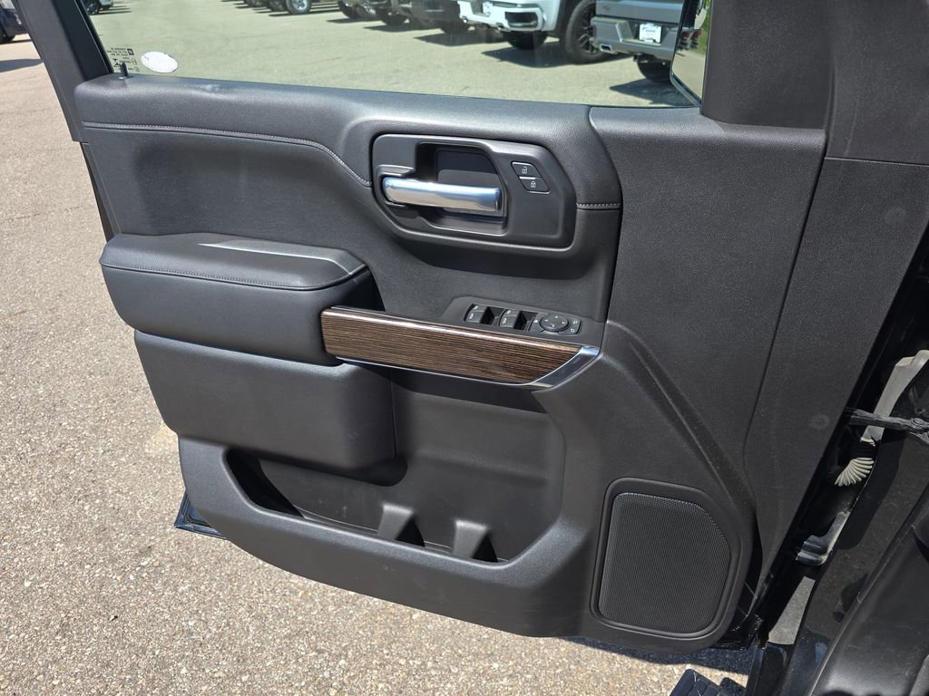 Used 2021 GMC Sierra 1500 SLE w/ X31 Off-Road Package AWD/4WD image 28