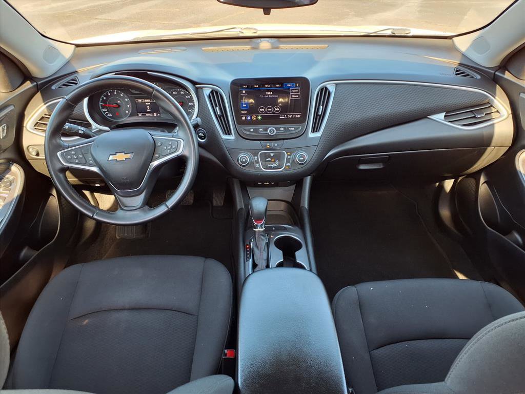 Used 2023 Chevrolet Malibu RS image 23