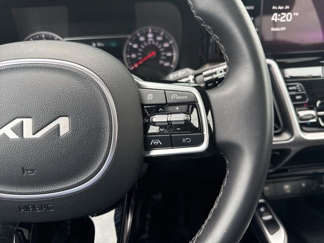 Certified 2023 Kia Sorento S w/ Panoramic Sunroof Package AWD/4WD image 12